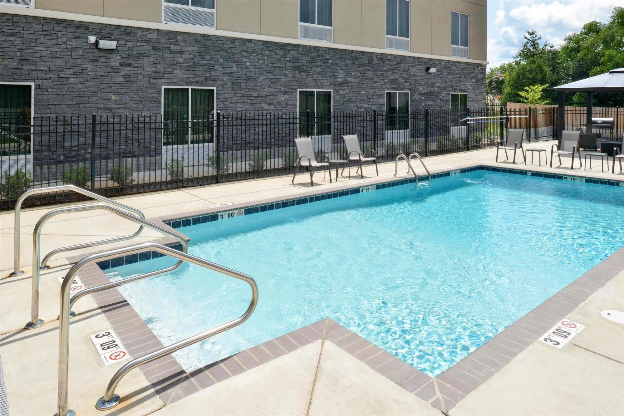 Americas Best Value Inn&Suites Horn Lake Exterior foto